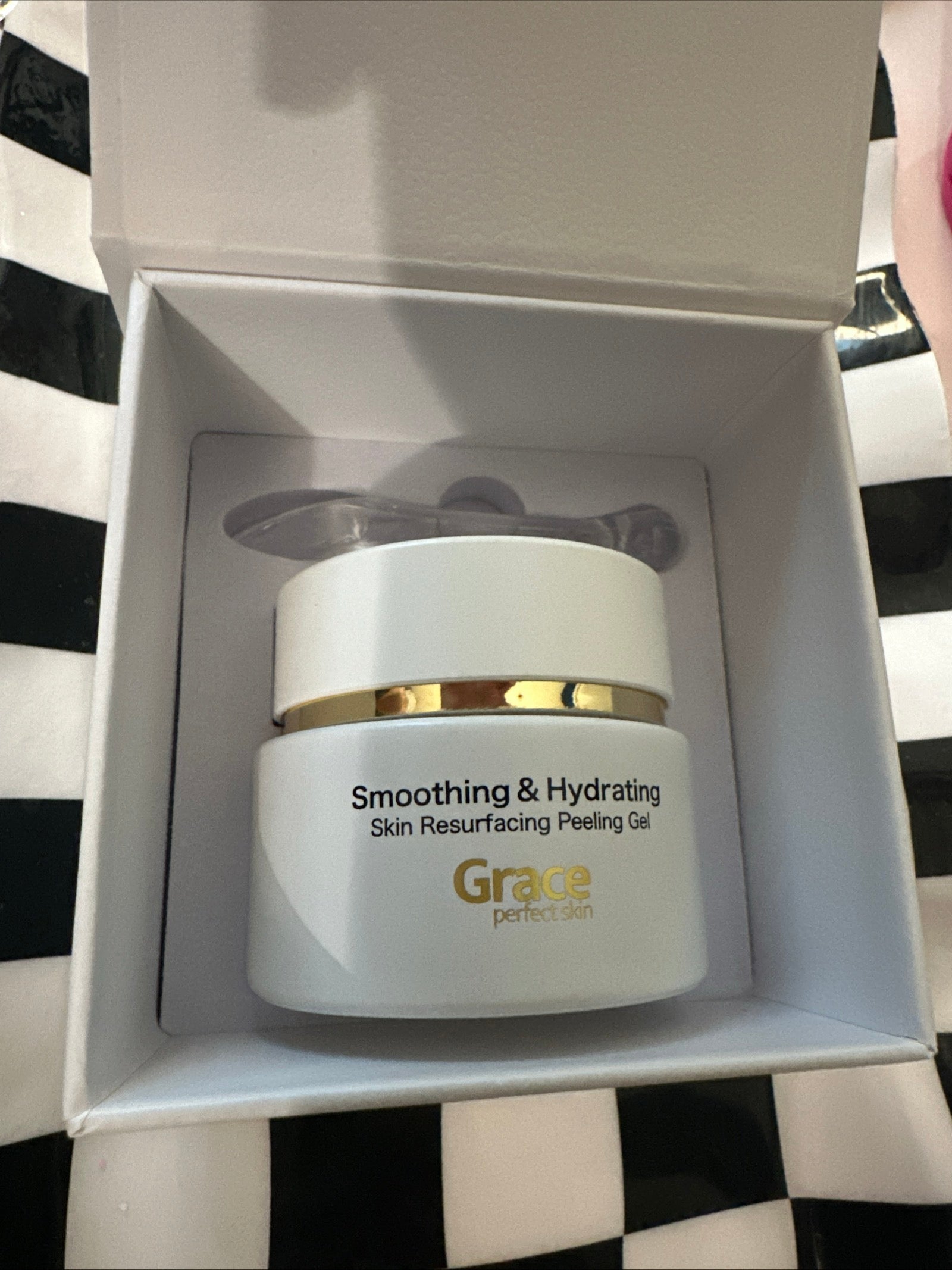 Grace Perfect Skin Smoothing & Hydrating Skin Resurfacing Peel Gel